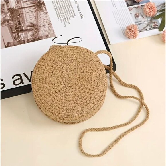 Woven Flower Crossbody - Picture 4 of 5